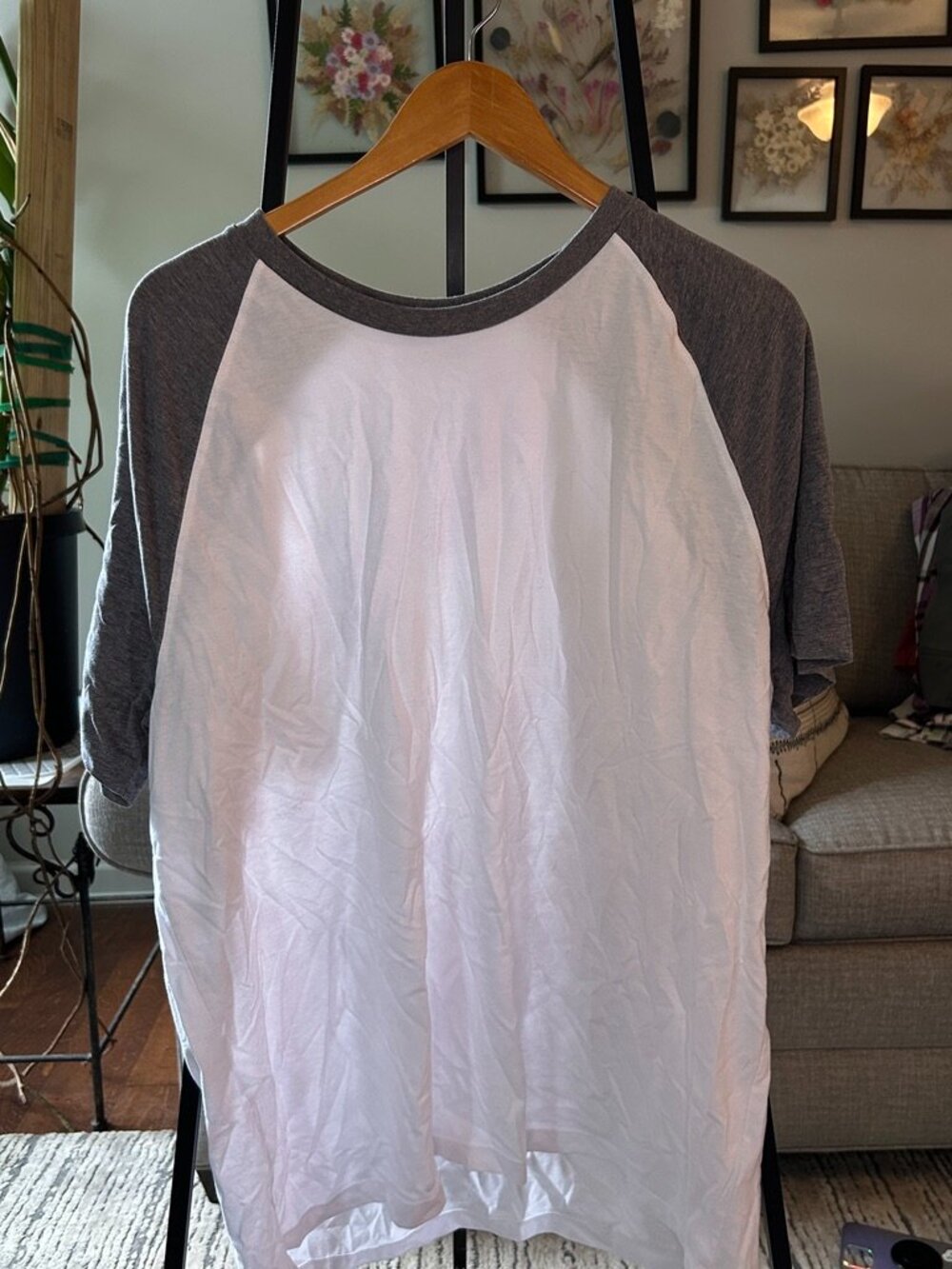 Midsleeve Baseball Tee